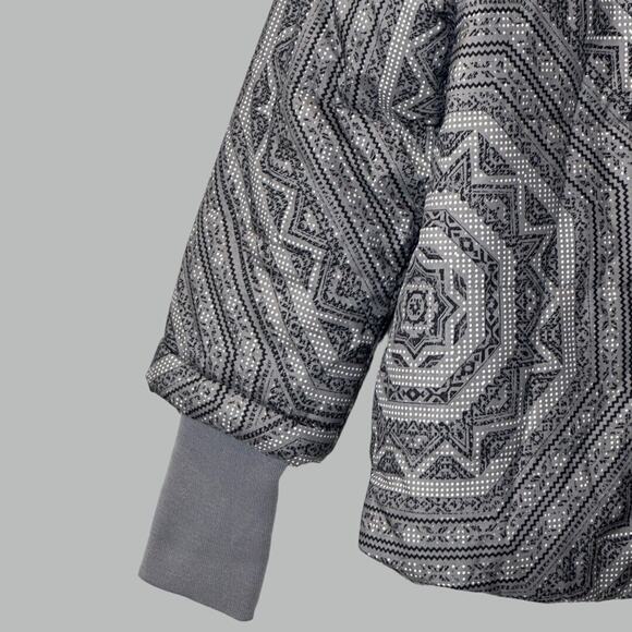 Prana Lily Puffer Jacket Gull Flurry Gray Geometric Women's Medium NWT Outdoors - Picture 11 of 15